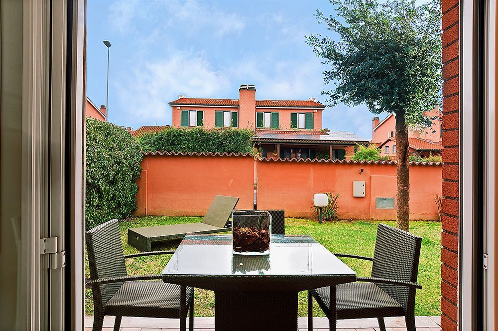 Residence I Triangoli Casal Palocco Exterior foto