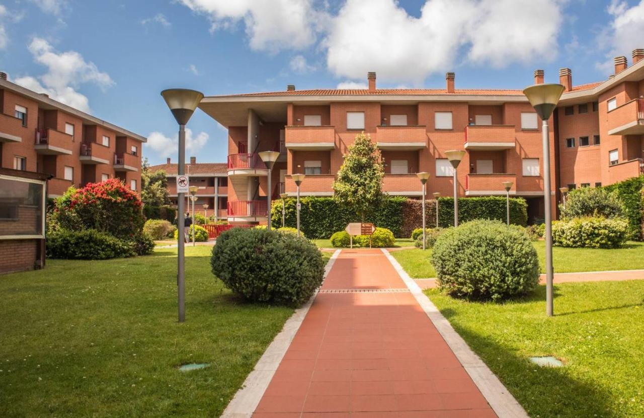 Residence I Triangoli Casal Palocco Exterior foto